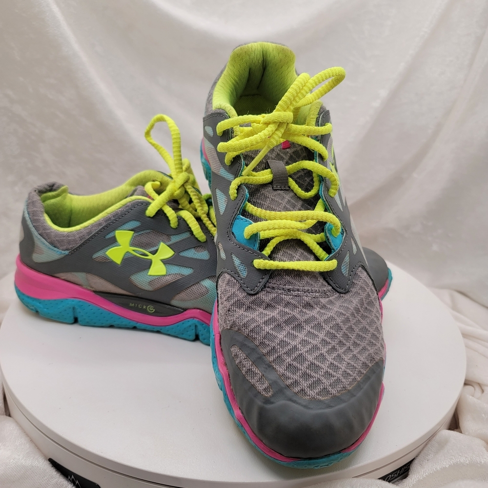 Under Armour Neon 4D Foam Heat Gear Running Gym Shoes Size 10